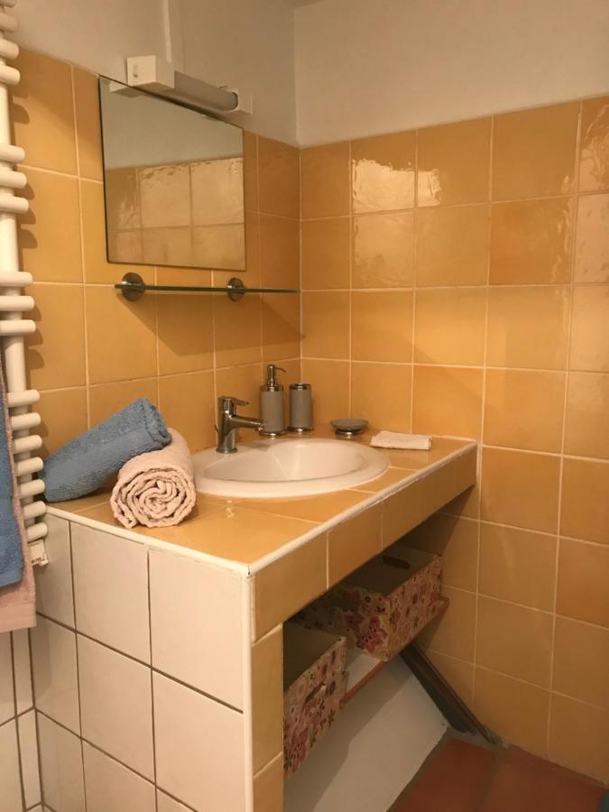 Agreable Maison De Village Provencal Volx Eksteriør billede