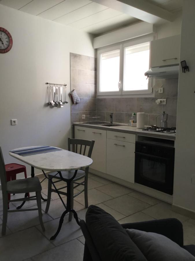 Agreable Maison De Village Provencal Volx Eksteriør billede